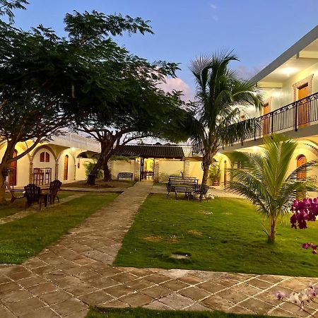 Hotel Yamili 蓬塔卡纳 外观 照片